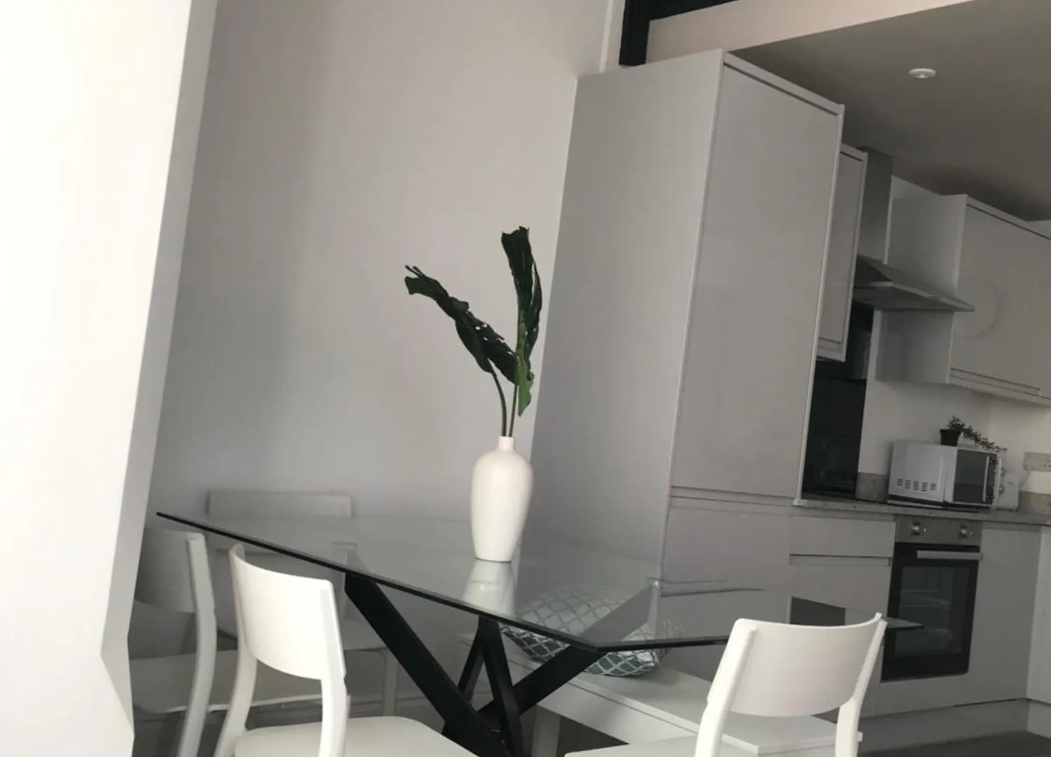 On The Avenue Apt 4 Nottingham Apartment